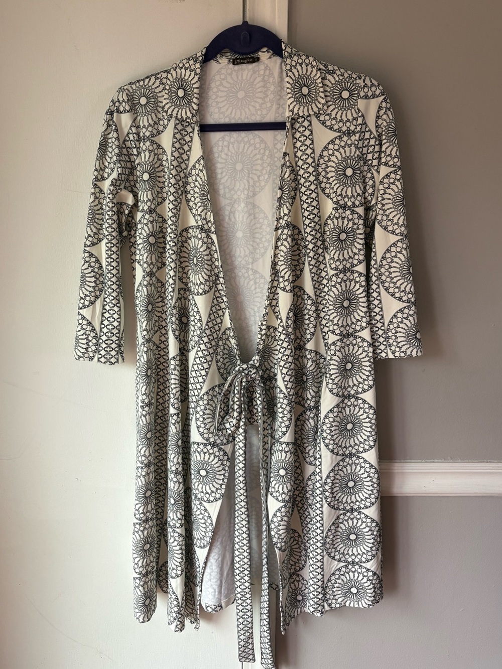 J. McLaughlin Black and White Printed Blouse with Purple Accent
